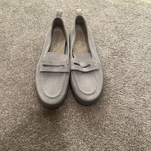 ⭐️VIONIC Suede Loafers